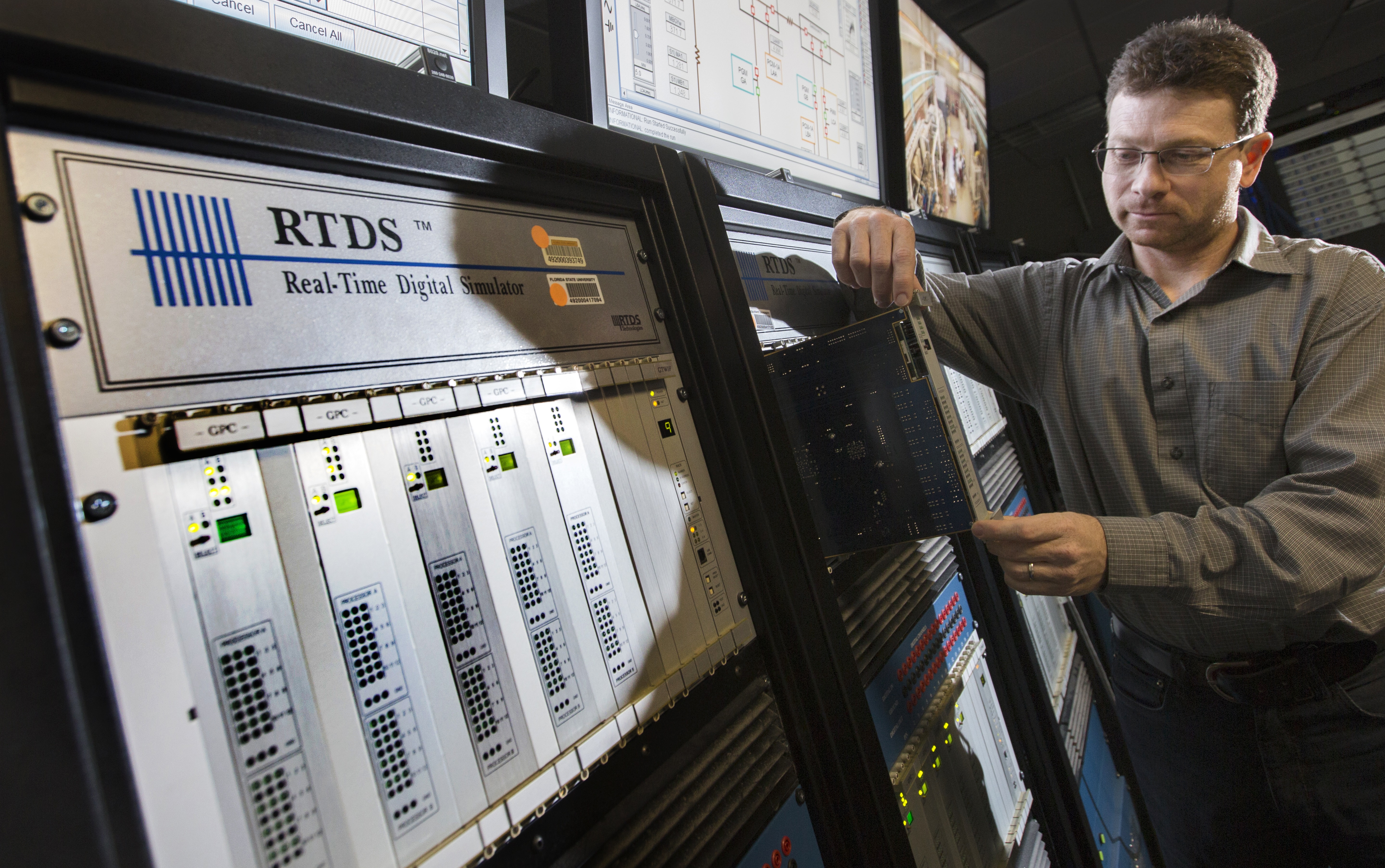 Real-Time Digital Simulator (RTDS).jpg